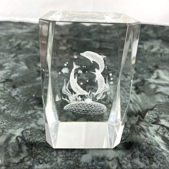 Crystal Clear Glass Cube Paperweight 3-D Laser Etched with Dolphins - Picture 5 of 7